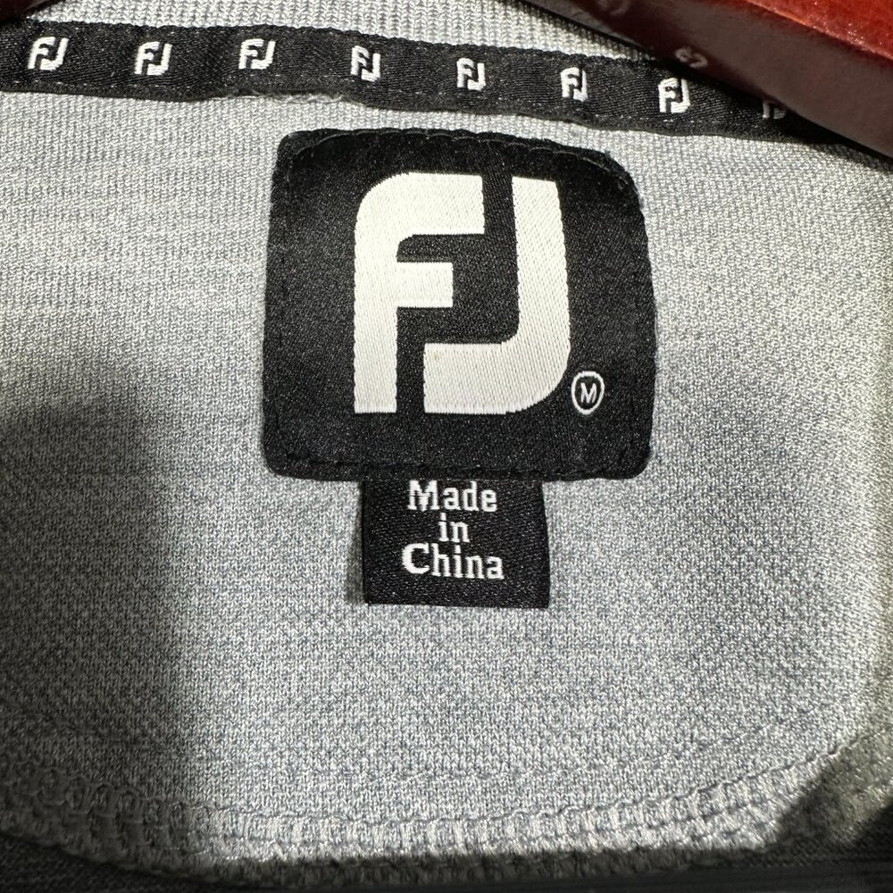 FJ FootJoy Polo Shirt Mens Medium Gray Knit Short Sleeve Logo on Back Split Hem - Picture 4 of 7